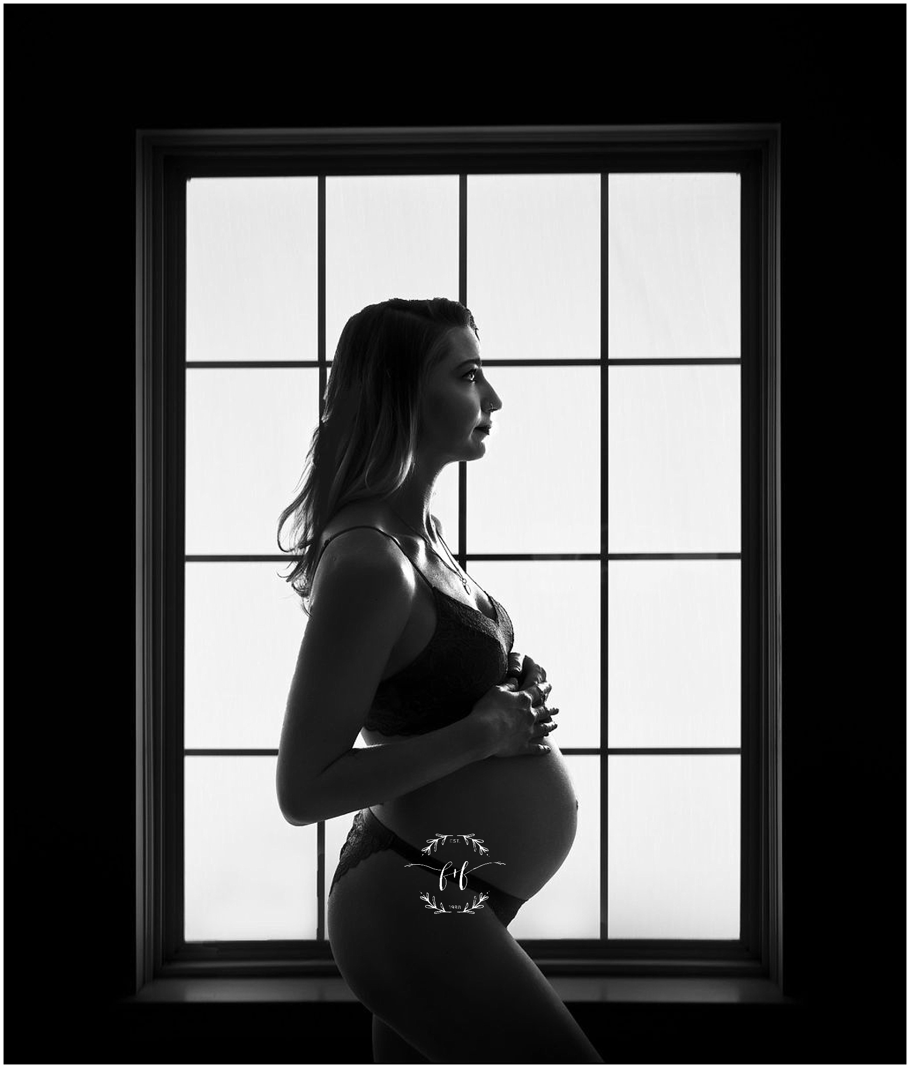 ashley-3-Edit_Seattle Maternity Photographer