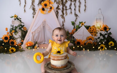 Sunflower Themed Cake Smash | Baby Elizabeth